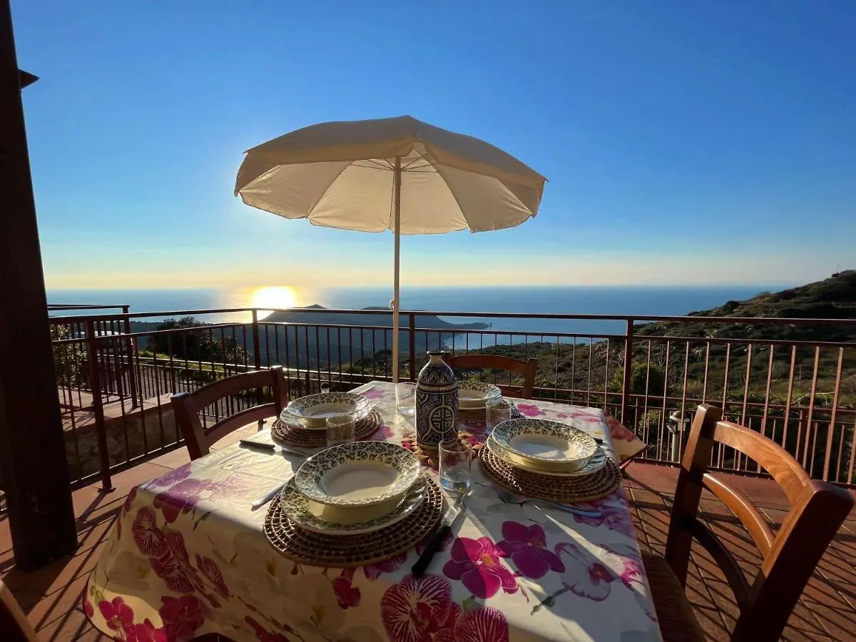 Ammiraglio Giglio Castello Apartment Italy